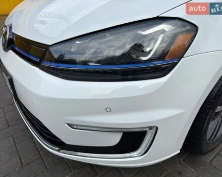 Білий Фольксваген e-Golf, об'ємом двигуна 0 л та пробігом 126 тис. км за 8000 $, фото 11 на Automoto.ua