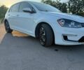 Белый Фольксваген e-Golf, объемом двигателя 0 л и пробегом 130 тыс. км за 8700 $, фото 4 на Automoto.ua