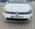 Белый Фольксваген e-Golf, объемом двигателя 0 л и пробегом 106 тыс. км за 8500 $, фото 1 на Automoto.ua