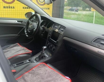 Белый Фольксваген e-Golf, объемом двигателя 0 л и пробегом 104 тыс. км за 9100 $, фото 3 на Automoto.ua