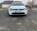Белый Фольксваген e-Golf, объемом двигателя 0 л и пробегом 120 тыс. км за 10000 $, фото 6 на Automoto.ua