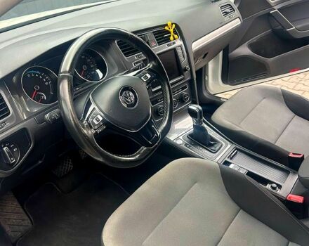 Білий Фольксваген e-Golf, об'ємом двигуна 0 л та пробігом 0 тис. км за 9100 $, фото 6 на Automoto.ua