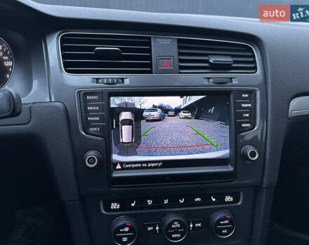 Белый Фольксваген e-Golf, объемом двигателя 0 л и пробегом 161 тыс. км за 7750 $, фото 8 на Automoto.ua