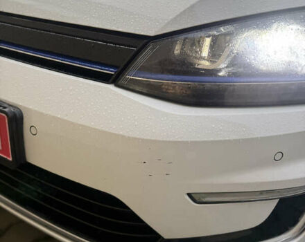 Белый Фольксваген e-Golf, объемом двигателя 0 л и пробегом 68 тыс. км за 6600 $, фото 7 на Automoto.ua