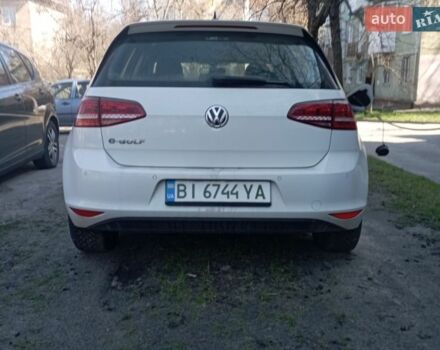 Белый Фольксваген e-Golf, объемом двигателя 0 л и пробегом 132 тыс. км за 8999 $, фото 4 на Automoto.ua