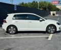 Белый Фольксваген e-Golf, объемом двигателя 0 л и пробегом 153 тыс. км за 8800 $, фото 8 на Automoto.ua
