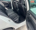 Белый Фольксваген e-Golf, объемом двигателя 0 л и пробегом 115 тыс. км за 9400 $, фото 37 на Automoto.ua
