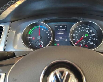 Белый Фольксваген e-Golf, объемом двигателя 0 л и пробегом 78 тыс. км за 10000 $, фото 20 на Automoto.ua