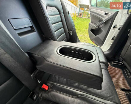 Білий Фольксваген e-Golf, об'ємом двигуна 0 л та пробігом 114 тис. км за 7500 $, фото 10 на Automoto.ua