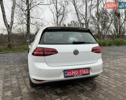 Белый Фольксваген e-Golf, объемом двигателя 0 л и пробегом 99 тыс. км за 8450 $, фото 5 на Automoto.ua