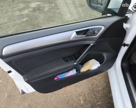 Белый Фольксваген e-Golf, объемом двигателя 0 л и пробегом 109 тыс. км за 8700 $, фото 4 на Automoto.ua