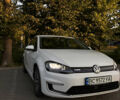 Белый Фольксваген e-Golf, объемом двигателя 0 л и пробегом 151 тыс. км за 8100 $, фото 1 на Automoto.ua