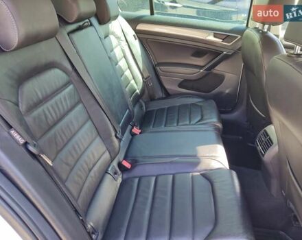 Белый Фольксваген e-Golf, объемом двигателя 0 л и пробегом 142 тыс. км за 9700 $, фото 12 на Automoto.ua