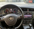 Белый Фольксваген e-Golf, объемом двигателя 0 л и пробегом 151 тыс. км за 8100 $, фото 24 на Automoto.ua