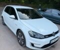 Белый Фольксваген e-Golf, объемом двигателя 0 л и пробегом 107 тыс. км за 7900 $, фото 16 на Automoto.ua