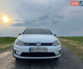 Білий Фольксваген e-Golf, об'ємом двигуна 0 л та пробігом 114 тис. км за 12000 $, фото 8 на Automoto.ua