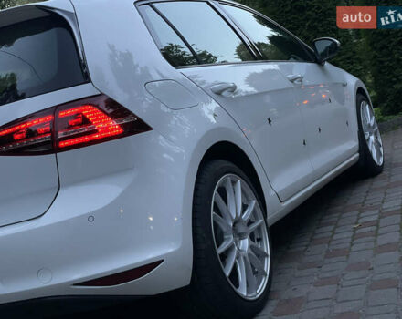 Белый Фольксваген e-Golf, объемом двигателя 0 л и пробегом 109 тыс. км за 8500 $, фото 12 на Automoto.ua