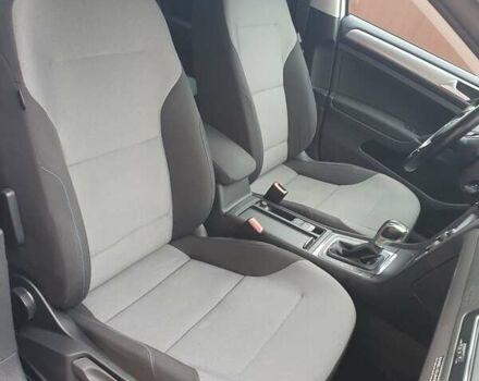 Белый Фольксваген e-Golf, объемом двигателя 0 л и пробегом 128 тыс. км за 8999 $, фото 78 на Automoto.ua