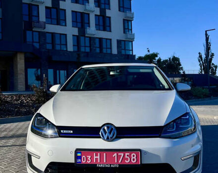 Белый Фольксваген e-Golf, объемом двигателя 0 л и пробегом 109 тыс. км за 7900 $, фото 4 на Automoto.ua