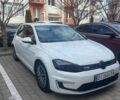 Белый Фольксваген e-Golf, объемом двигателя 0 л и пробегом 131 тыс. км за 8999 $, фото 1 на Automoto.ua