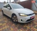 Белый Фольксваген e-Golf, объемом двигателя 0 л и пробегом 130 тыс. км за 8999 $, фото 23 на Automoto.ua