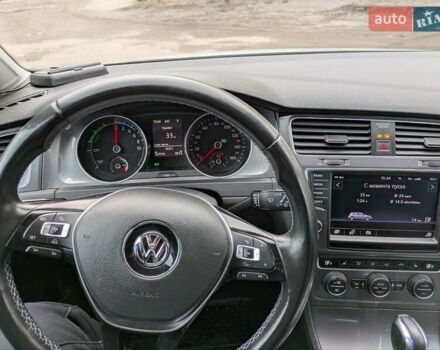 Білий Фольксваген e-Golf, об'ємом двигуна 0 л та пробігом 128 тис. км за 8300 $, фото 10 на Automoto.ua
