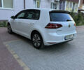 Белый Фольксваген e-Golf, объемом двигателя 0 л и пробегом 161 тыс. км за 10400 $, фото 8 на Automoto.ua