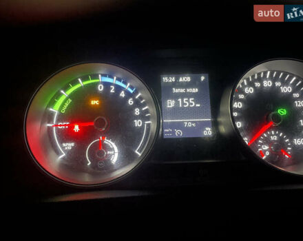 Белый Фольксваген e-Golf, объемом двигателя 0 л и пробегом 170 тыс. км за 7999 $, фото 7 на Automoto.ua