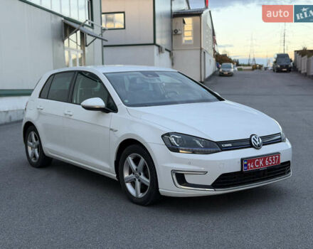Белый Фольксваген e-Golf, объемом двигателя 0 л и пробегом 85 тыс. км за 8300 $, фото 2 на Automoto.ua