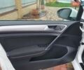 Белый Фольксваген e-Golf, объемом двигателя 0 л и пробегом 130 тыс. км за 8999 $, фото 48 на Automoto.ua