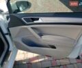 Белый Фольксваген e-Golf, объемом двигателя 0 л и пробегом 125 тыс. км за 8555 $, фото 6 на Automoto.ua