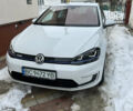 Белый Фольксваген e-Golf, объемом двигателя 0 л и пробегом 96 тыс. км за 9500 $, фото 1 на Automoto.ua