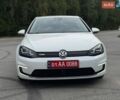 Белый Фольксваген e-Golf, объемом двигателя 0 л и пробегом 103 тыс. км за 8650 $, фото 20 на Automoto.ua