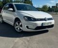Белый Фольксваген e-Golf, объемом двигателя 0 л и пробегом 85 тыс. км за 9200 $, фото 1 на Automoto.ua