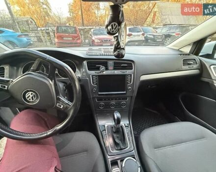 Белый Фольксваген e-Golf, объемом двигателя 0 л и пробегом 135 тыс. км за 8000 $, фото 6 на Automoto.ua