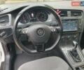 Белый Фольксваген e-Golf, объемом двигателя 0 л и пробегом 128 тыс. км за 8999 $, фото 63 на Automoto.ua