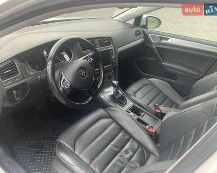 Білий Фольксваген e-Golf, об'ємом двигуна 0 л та пробігом 141 тис. км за 10500 $, фото 5 на Automoto.ua