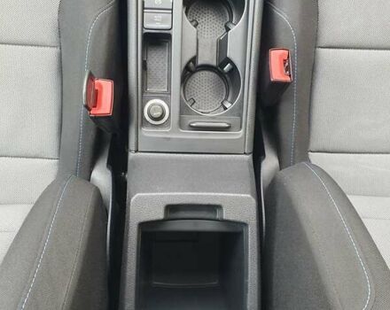 Белый Фольксваген e-Golf, объемом двигателя 0 л и пробегом 128 тыс. км за 8999 $, фото 100 на Automoto.ua
