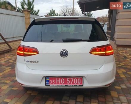 Белый Фольксваген e-Golf, объемом двигателя 0 л и пробегом 130 тыс. км за 8999 $, фото 7 на Automoto.ua