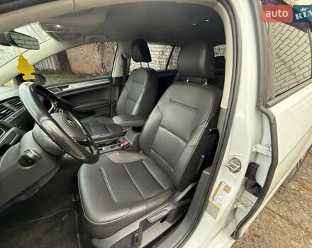 Білий Фольксваген e-Golf, об'ємом двигуна 0 л та пробігом 144 тис. км за 10500 $, фото 19 на Automoto.ua