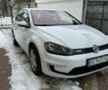 Белый Фольксваген e-Golf, объемом двигателя 0 л и пробегом 96 тыс. км за 9500 $, фото 2 на Automoto.ua