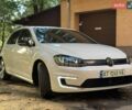 Белый Фольксваген e-Golf, объемом двигателя 0 л и пробегом 150 тыс. км за 9350 $, фото 4 на Automoto.ua