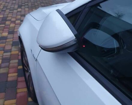 Белый Фольксваген e-Golf, объемом двигателя 0 л и пробегом 130 тыс. км за 8999 $, фото 121 на Automoto.ua