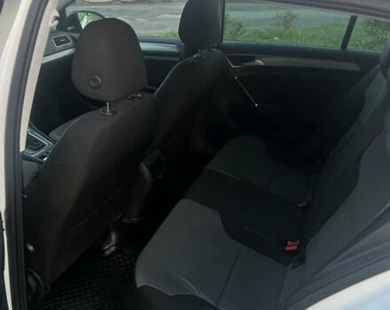 Белый Фольксваген e-Golf, объемом двигателя 0 л и пробегом 198 тыс. км за 8500 $, фото 8 на Automoto.ua