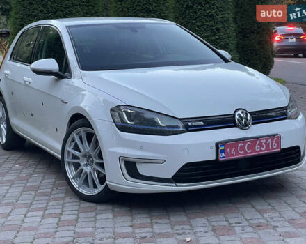 Белый Фольксваген e-Golf, объемом двигателя 0 л и пробегом 109 тыс. км за 8500 $, фото 15 на Automoto.ua