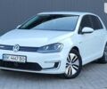 Белый Фольксваген e-Golf, объемом двигателя 0 л и пробегом 152 тыс. км за 12999 $, фото 3 на Automoto.ua