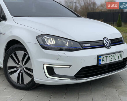 Білий Фольксваген e-Golf, об'ємом двигуна 0 л та пробігом 142 тис. км за 7999 $, фото 29 на Automoto.ua