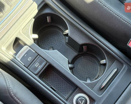 Белый Фольксваген e-Golf, объемом двигателя 0 л и пробегом 124 тыс. км за 8600 $, фото 25 на Automoto.ua