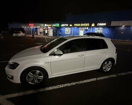Белый Фольксваген e-Golf, объемом двигателя 0 л и пробегом 119 тыс. км за 9000 $, фото 2 на Automoto.ua