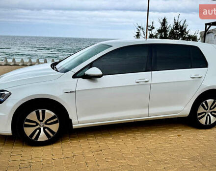 Белый Фольксваген e-Golf, объемом двигателя 0 л и пробегом 195 тыс. км за 8200 $, фото 14 на Automoto.ua